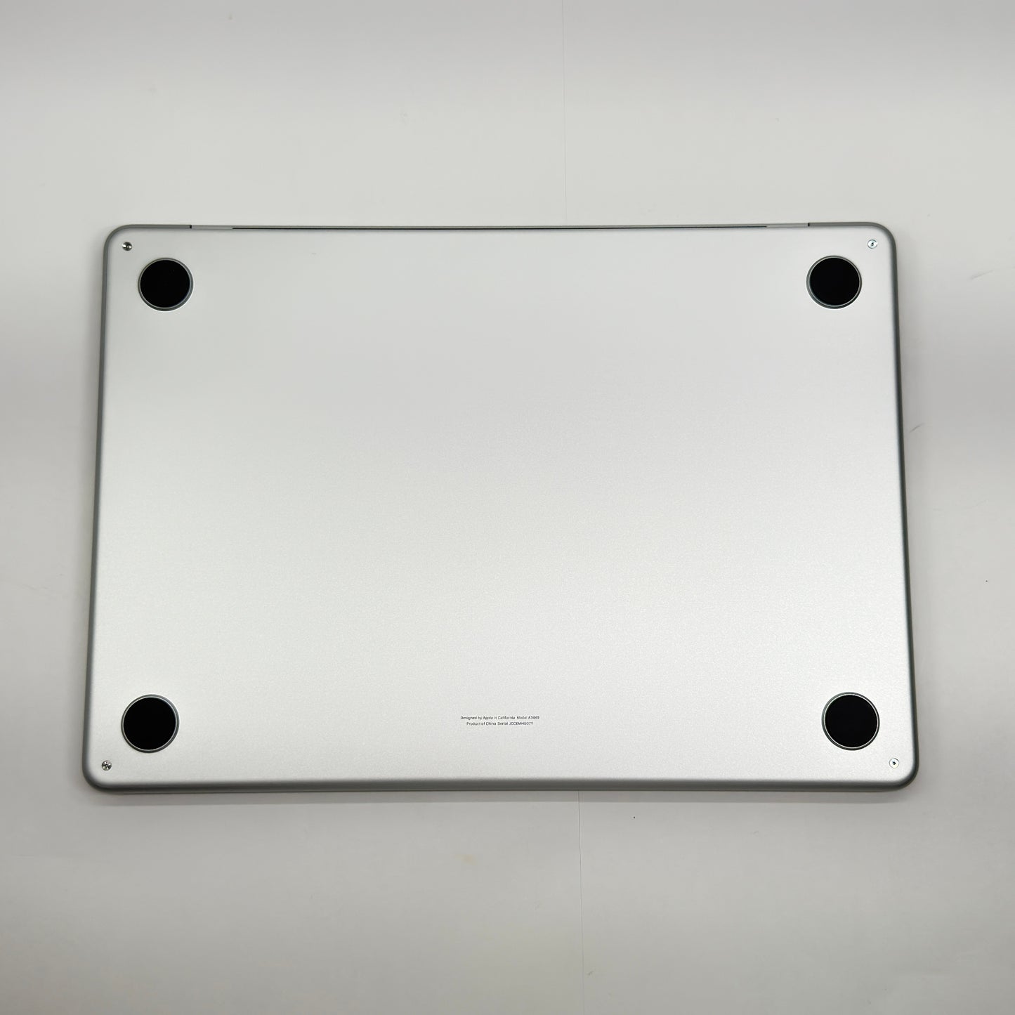 美品 Apple MacBook Air 13インチ 2026 MDH74J/A M5 16GB 512GB シルバー  バッテリー最大容量100%【C7842-80】