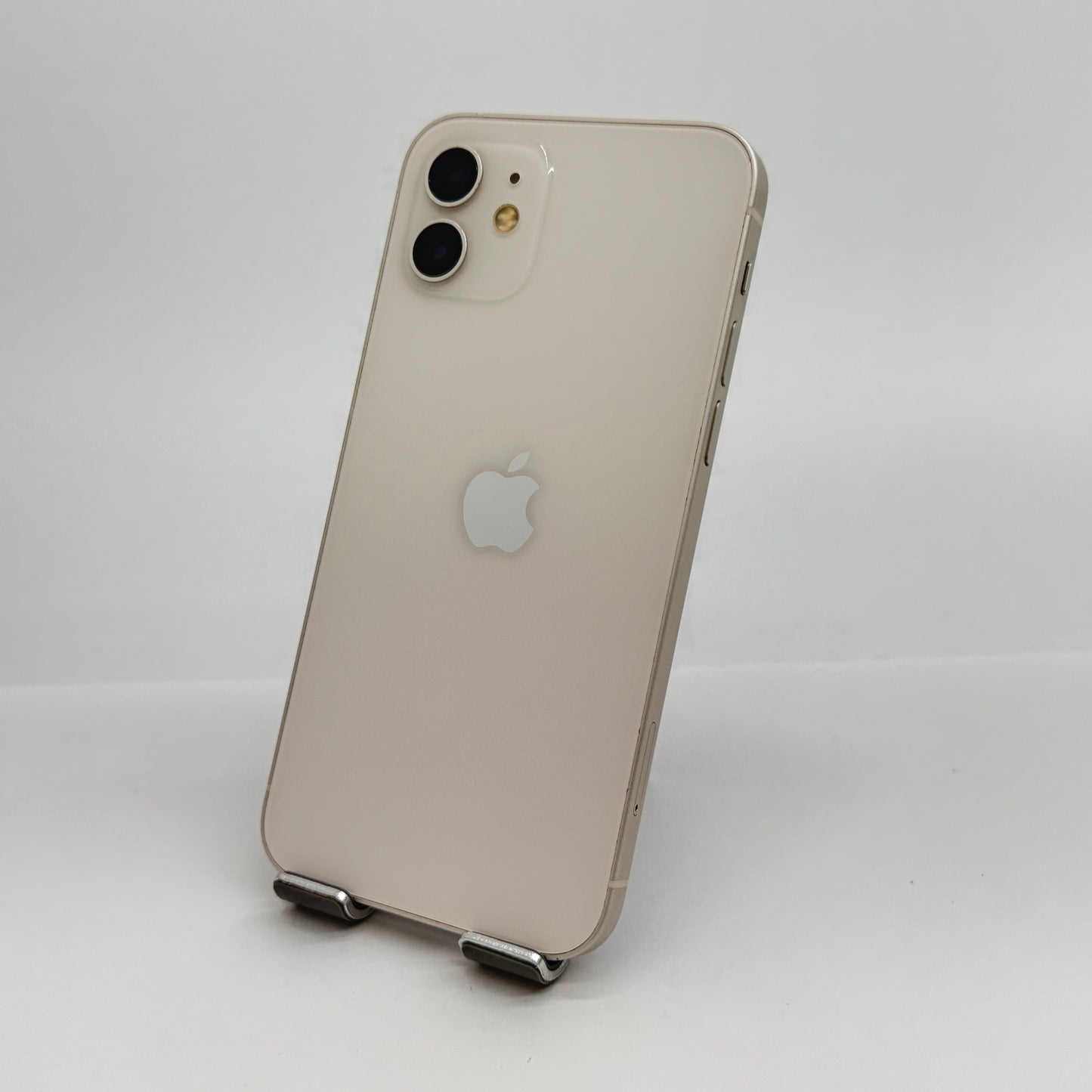iPhone 12 256GB SIMフリー版 MGJ13J/A バッテリー最大容量86% ホワイト 本体のみ【C7655-C】