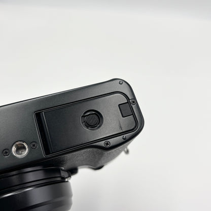 FUJIFILM X100VI ブラック シャッター回数約2,300枚 付属品完備【C5772-80】
