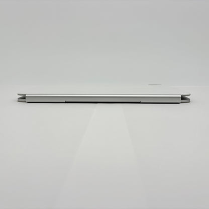 美品 Apple iPad Magic Keyboard 英語(US) ホワイト  iPad Pro 13インチ（M4/M5）対応 MWR43LL/A A2974 【C9271-80】