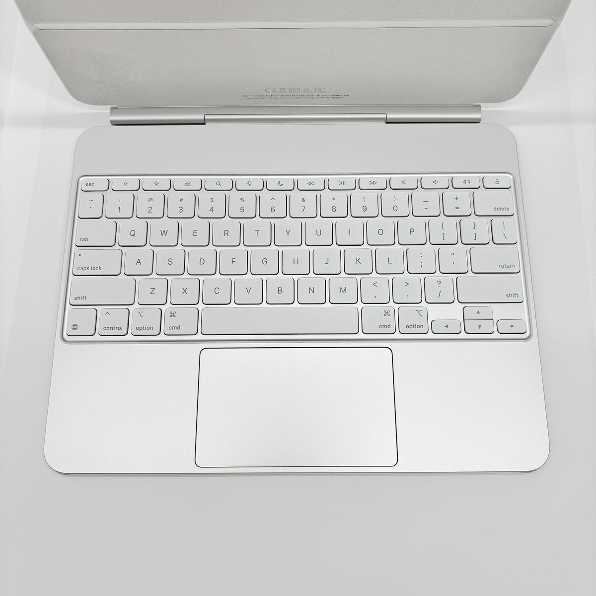 美品 Apple iPad Magic Keyboard 英語(US) ホワイト  iPad Pro 13インチ（M4/M5）対応 MWR43LL/A A2974 【C9271-80】