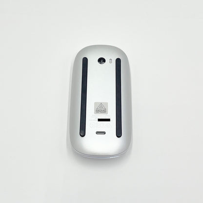 美品 Apple Magic Mouse White USB-C MXK53ZA/A A3204 最新モデル【C7844-60】