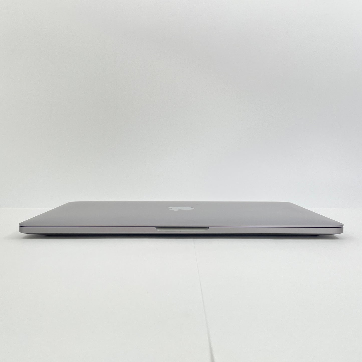 MacBook Pro 2020 13インチ 1.4GHz クアッドコア i5 8GB 256GB スペースグレイ MXK32J/A 【C6714−100】