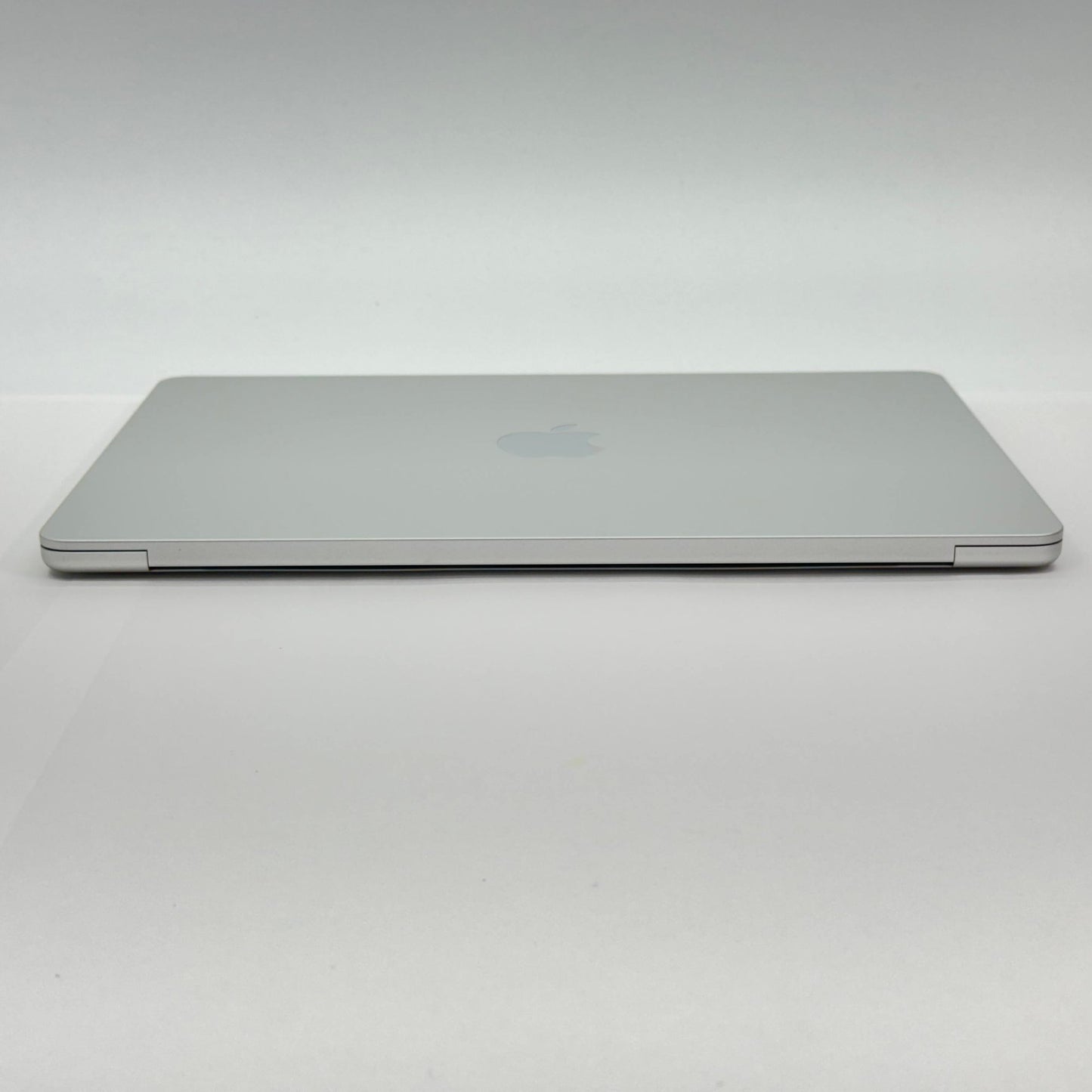 美品 Apple MacBook Air MXCT3J/A  M3 2024 16GB SSD 512GB シルバー バッテリー最大容量100% 【C6059-80】