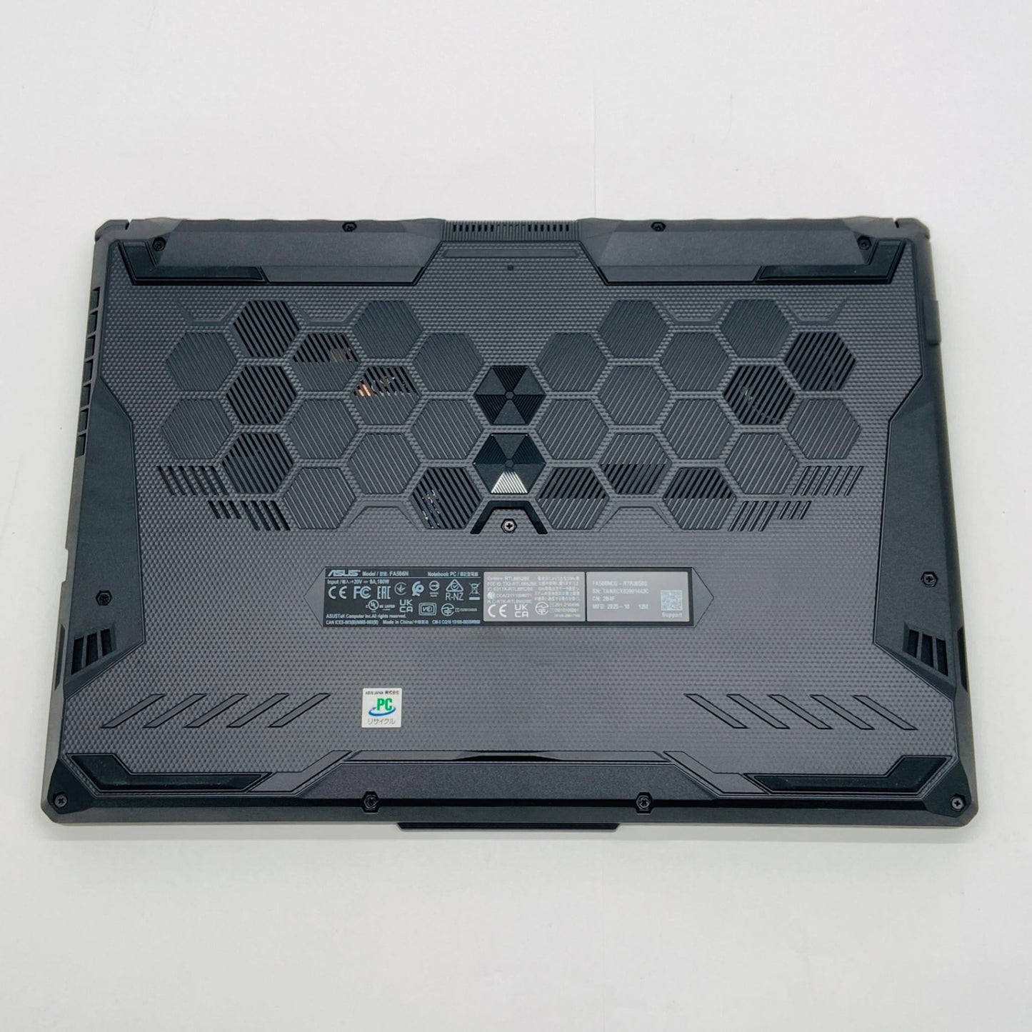 美品 TUF Gaming A15 FA506NCG Ryzen 7 7445HS 16GB 512GB SSD RTX 3050 15.6型 FA506NCG-R7R3050S [グラファイトブラック] バッテリー最大容量100%【C7911-100】