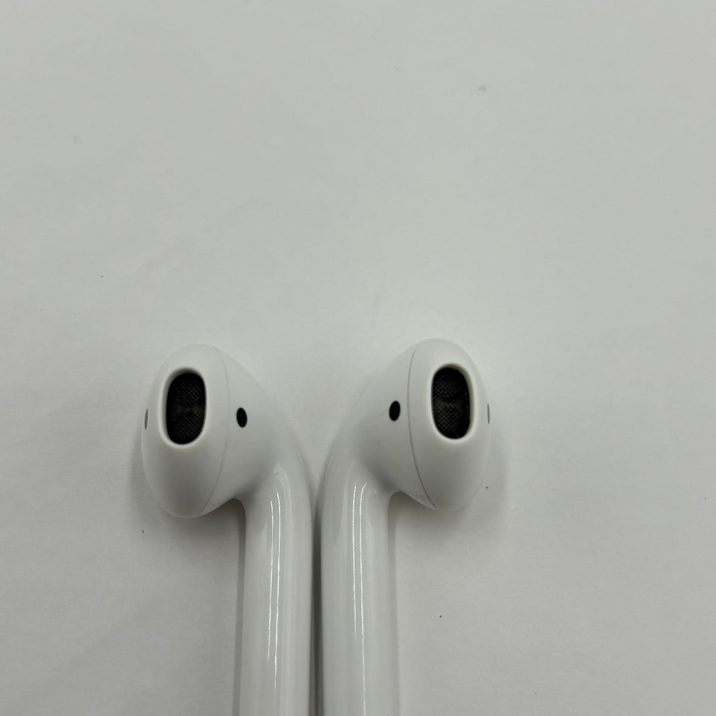 Apple AirPods 第二世代 A2031 ワイヤレスイヤホン【C5507-C】