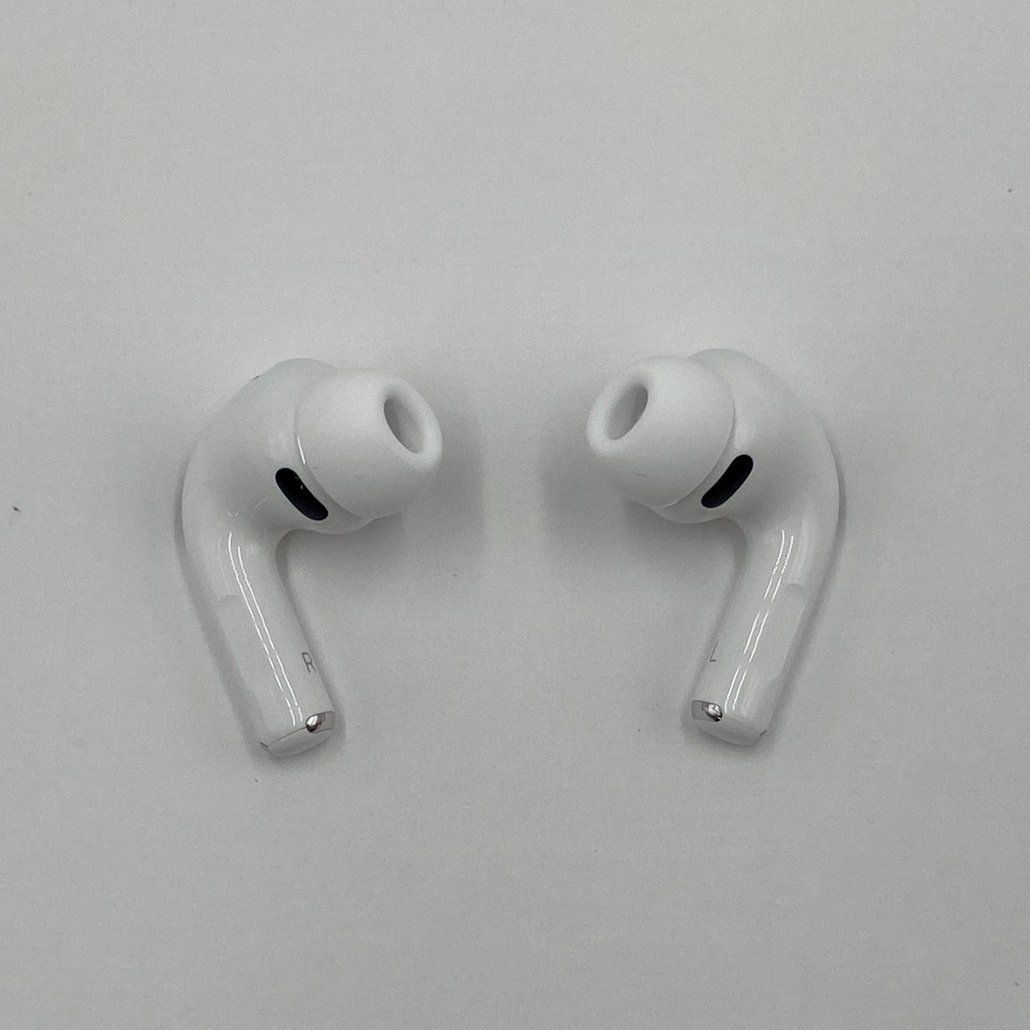 美品 Apple AirPods Pro 第3世代 USB-C MFHP4J/A ワイヤレスイヤホン 【C5980-C】