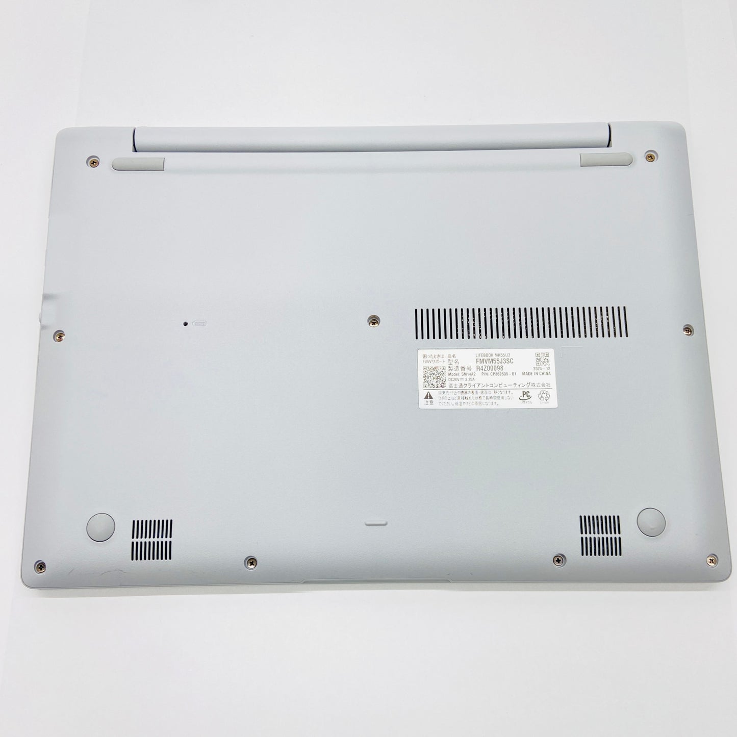 美品 LIFEBOOK MH55/J3 Ryzen5 7520U 16GB SSD 512GB Windows11Home 【C4496-80】