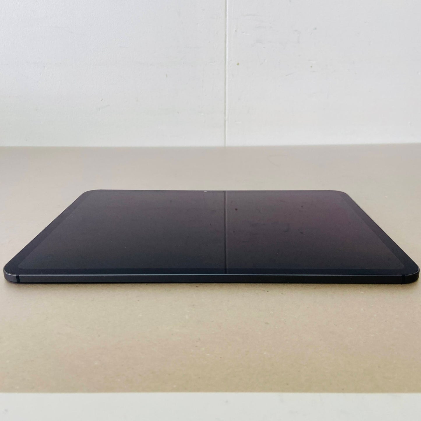 Apple iPad Pro 11インチ Wi-Fi+Cellular 256GB M4 2024年モデル MVW13J/A バッテリー最大容量100% C3386 60サイズ発送