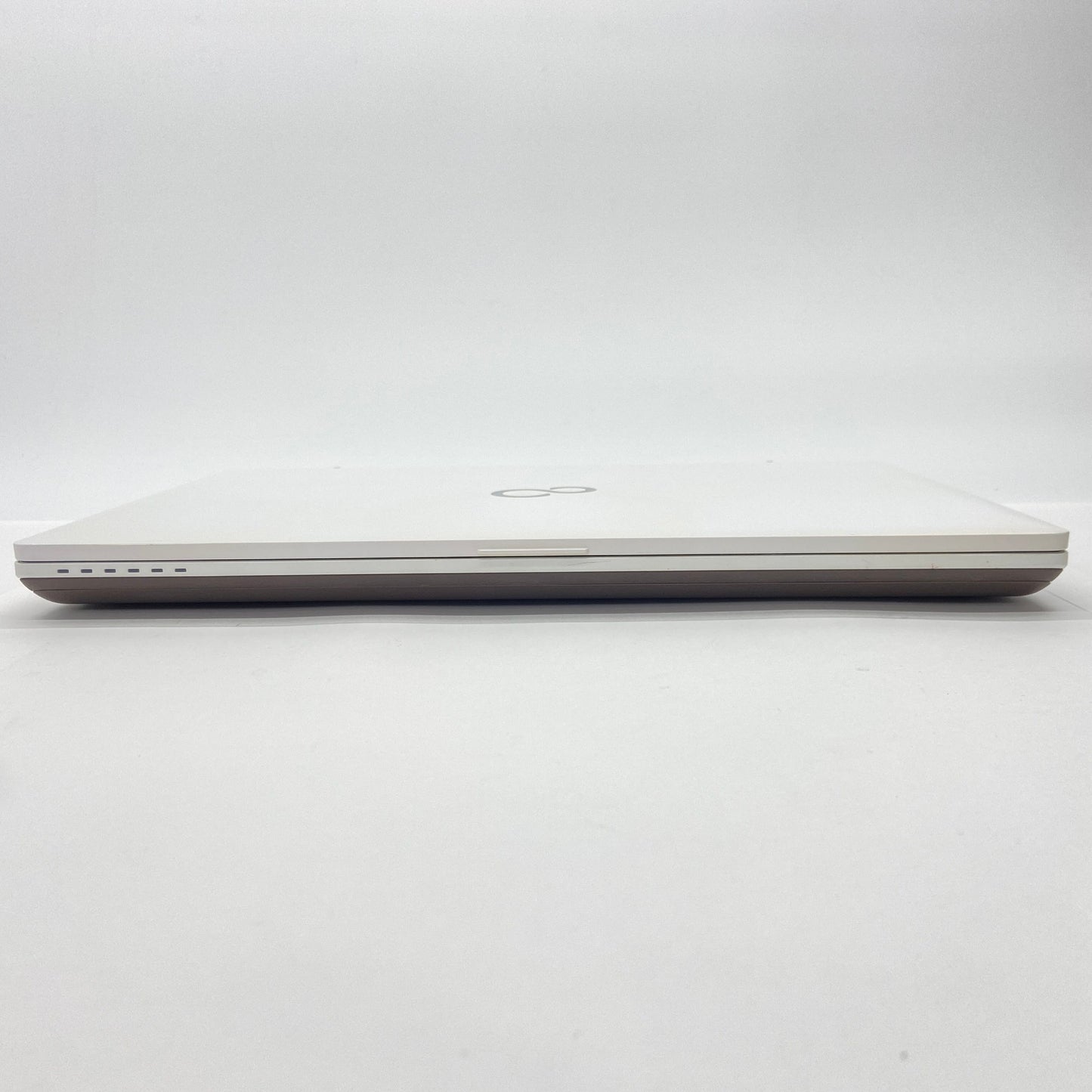 新品SSD FMV LIFEBOOK AH53/D1 FMVA53D1W i7 8565U 8GB SSD256GB Windows 11 Home 【C3753-80】