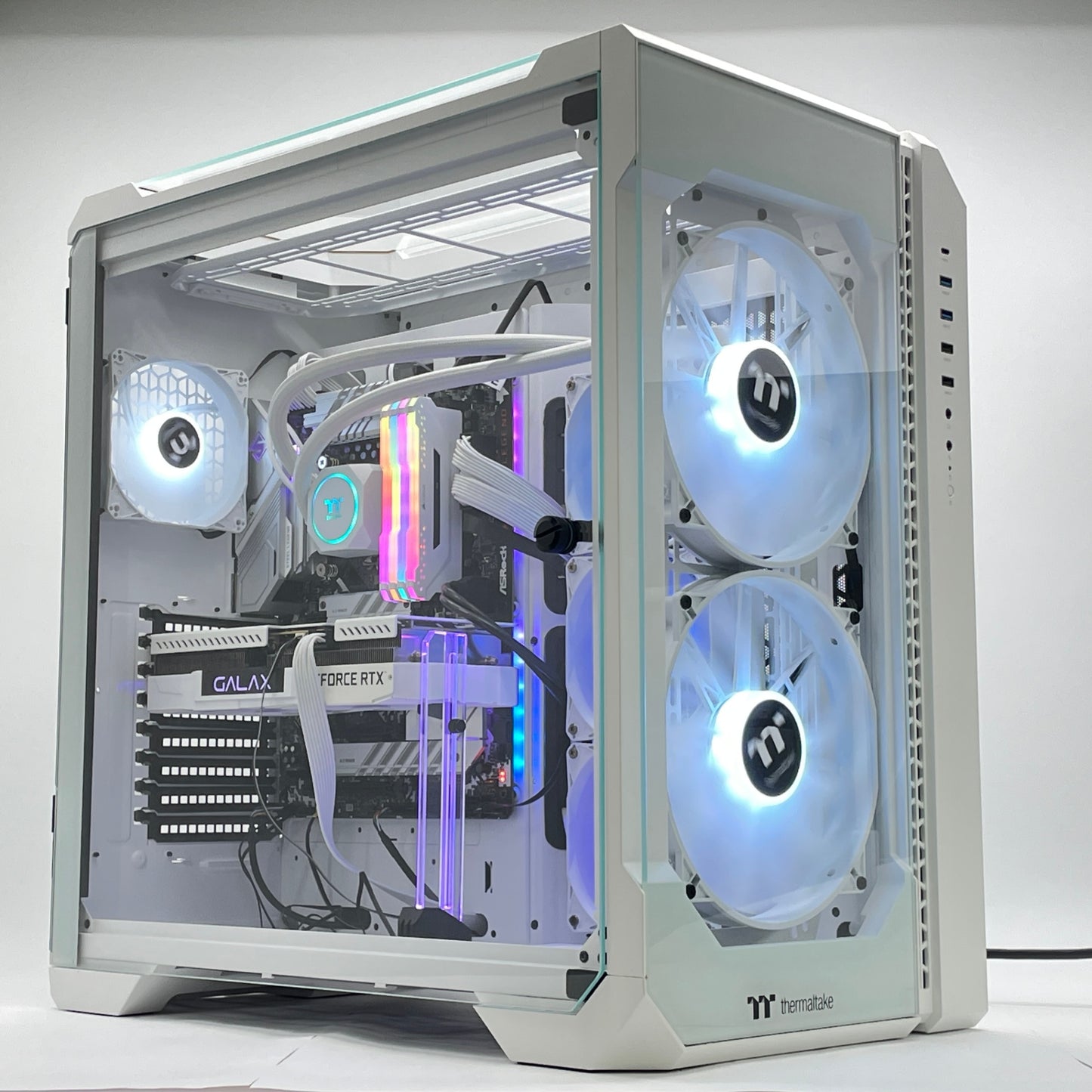 美品 ホワイト 自作ゲーミングPC i5-12600 16GB SSD 1TB RTX3060Ti  Windows11 Home 750W電源【C7411-160】