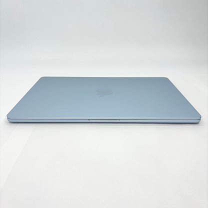 美品 MacBook Air 15インチ Liquid Retinaディスプレイ M4 16GB 256GB MC7A4J/A [スカイブルー] 充放電回数5回 バッテリー最大容量100%【C6036-80】
