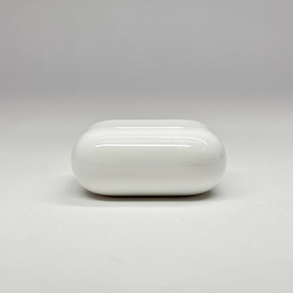 美品 AirPods 4 MXP93J/A （アクティブノイズキャンセリング搭載モデル）【C9028-C】
