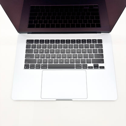 美品 バッテリー最大容量100% MacBook Air 2025 15インチ M4 16GB 512GB MC7C4ZP/A スカイブルー US配列【C8552-80】