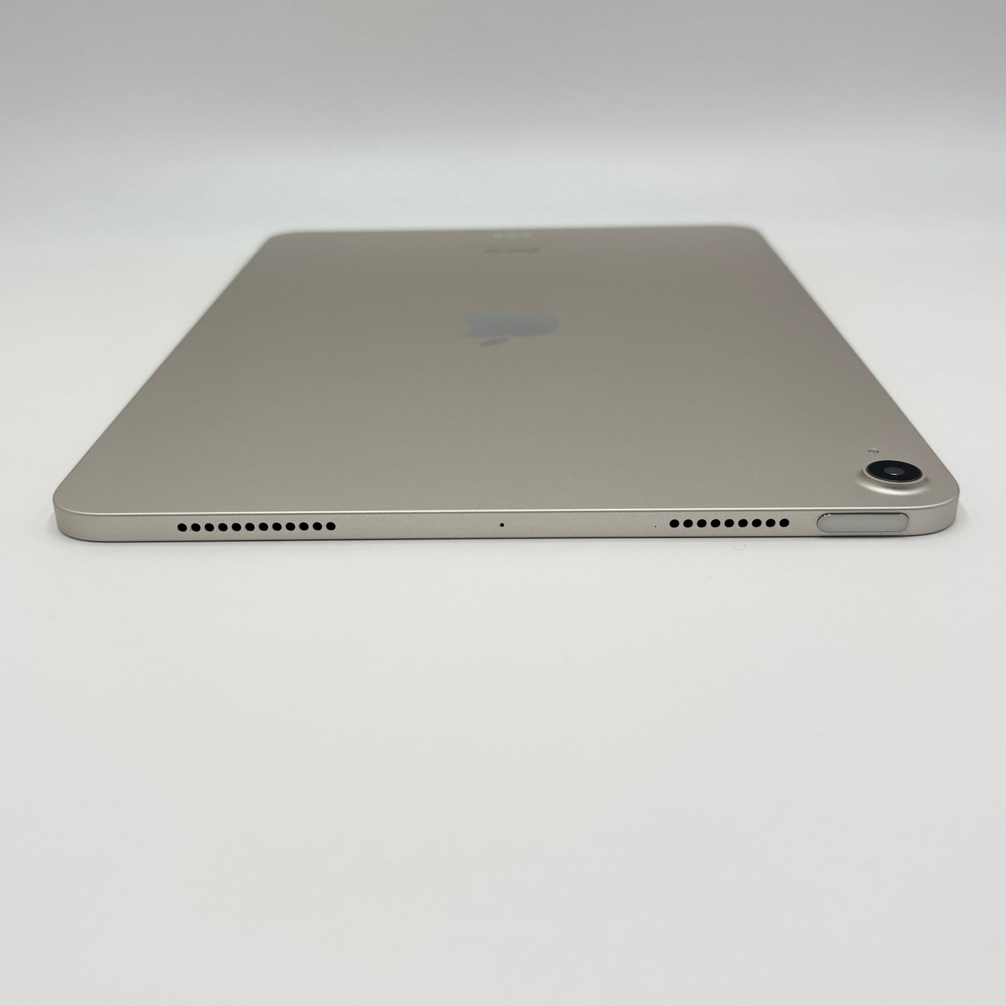 美品 iPad Air 第5世代 Wi-Fi 256GB MM9P3J/A スターライト バッテリー最大容量82%【C7024-60】