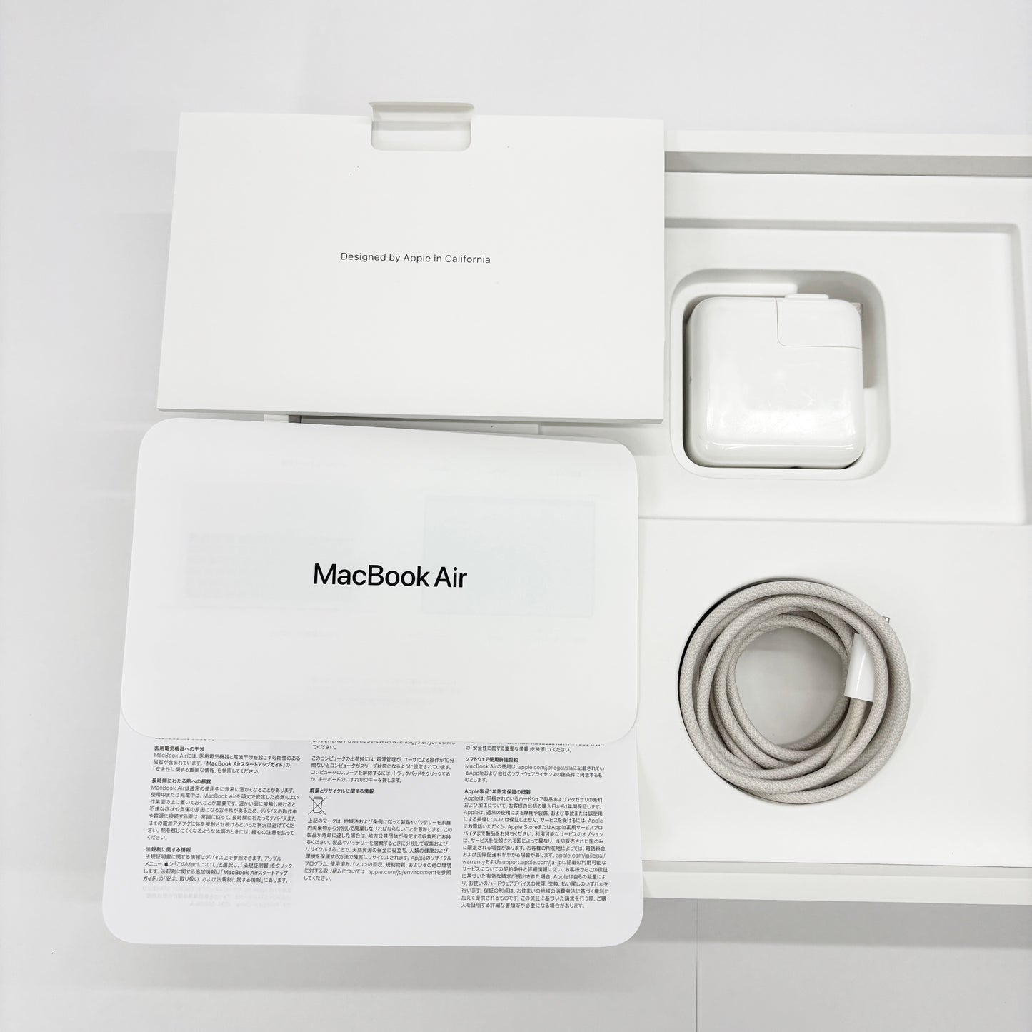美品 MacBook Air M4 13インチ 16GB  256GB スターライト MW0Y3J/A スターライト バッテリー最大容量100% 【C8797-80】