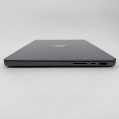 美品 Apple MacBook Pro 14インチ M5 16GB 1TB スペースブラック MDE14J/A バッテリー最大容量100%【C8230-80】