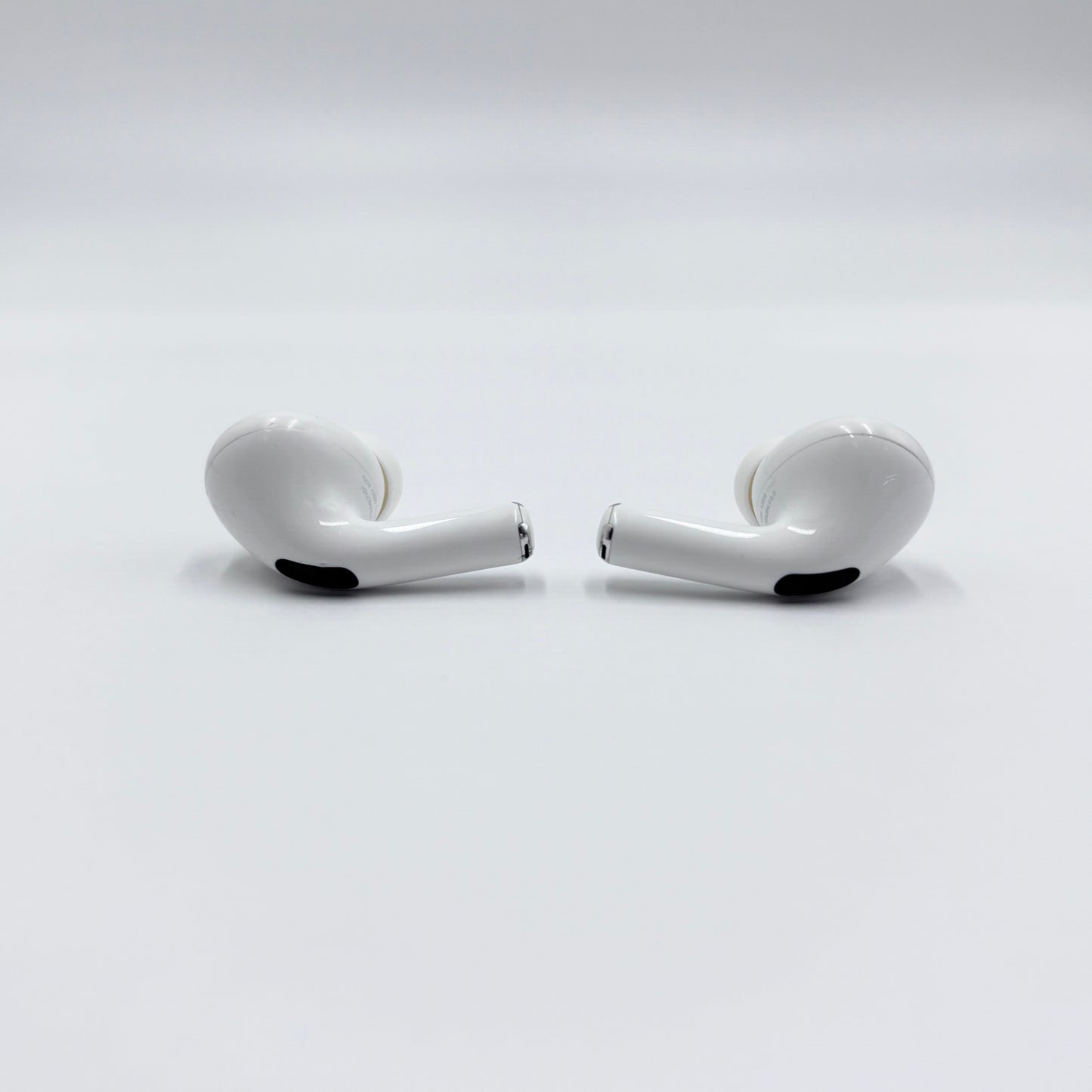 Apple AirPods Pro 第2世代 Lightningタイプ MQD83J/A 付属品完備【C8097-60】