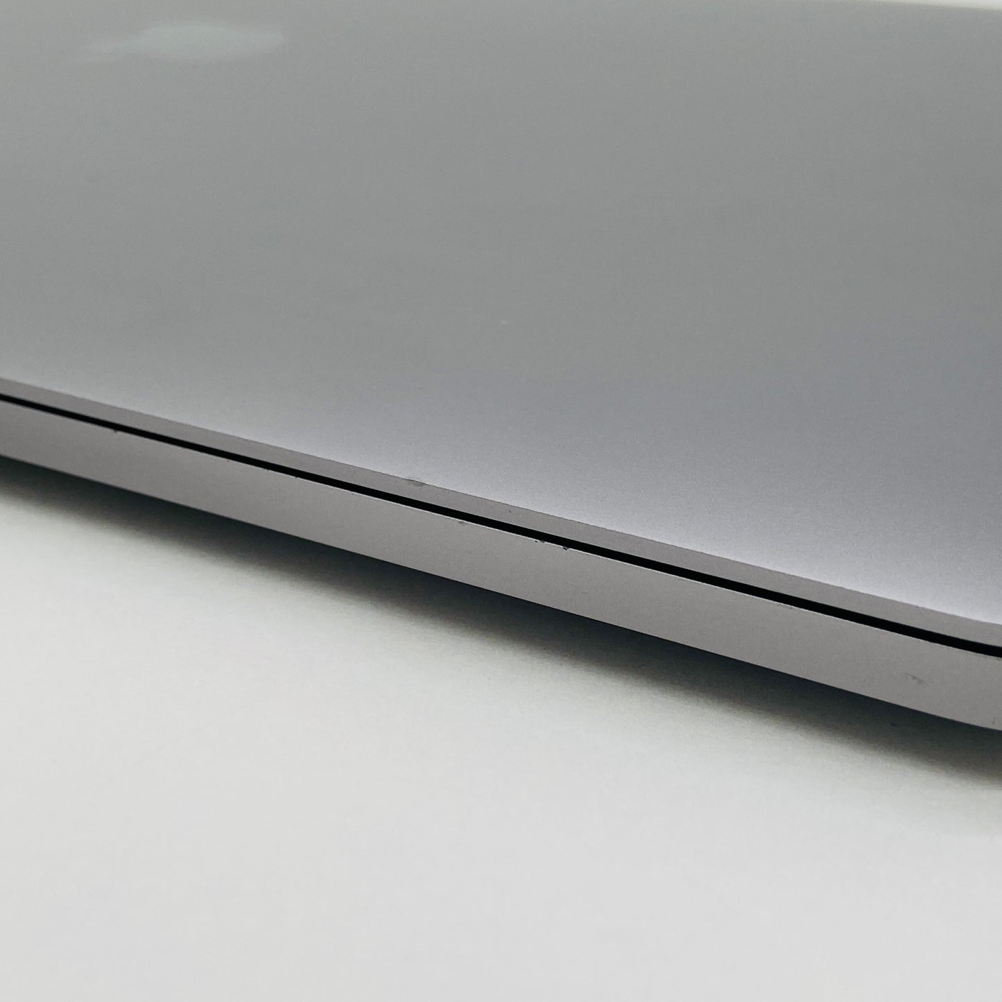 Apple MacBook Pro 15インチ 2018 2.9GHz 6コア i9 32GB SSD1TB 【C7928-80】