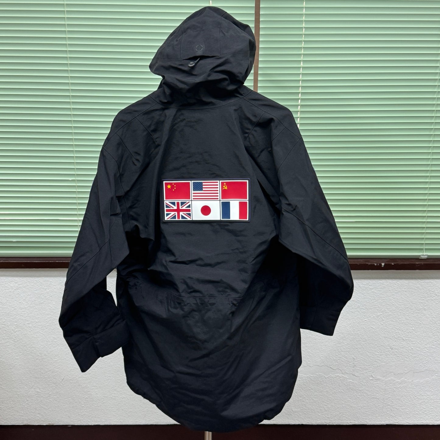 未使用 タグ付き THE NORTH FACE トランスアンタークティカパーカ（メンズ）ブラック(K) NP62238 サイズ:M【C5688】