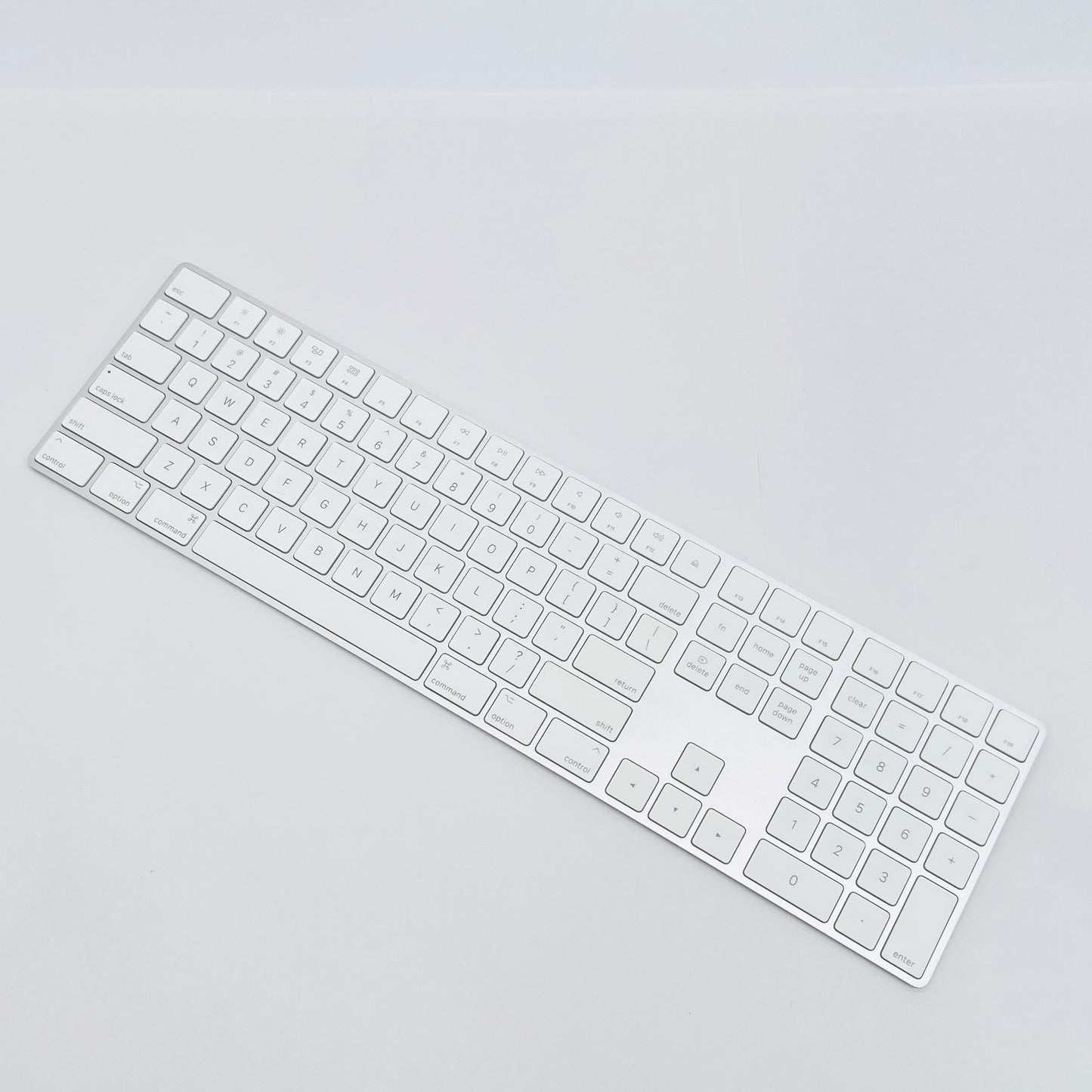 Magic Keyboard テンキー付き 英語配列 US A1843 【C7438-80】