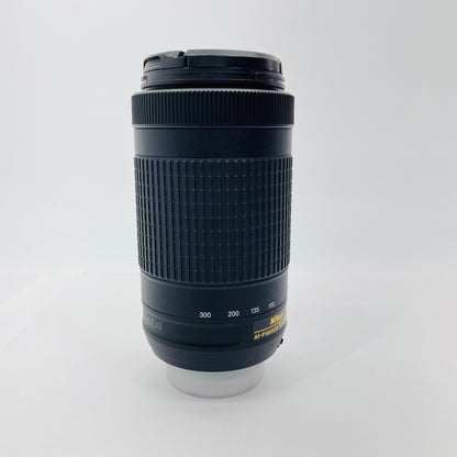 Nikon D5600 18-55mm & 70-300mm　ダブルズームキット 【C4726-60】