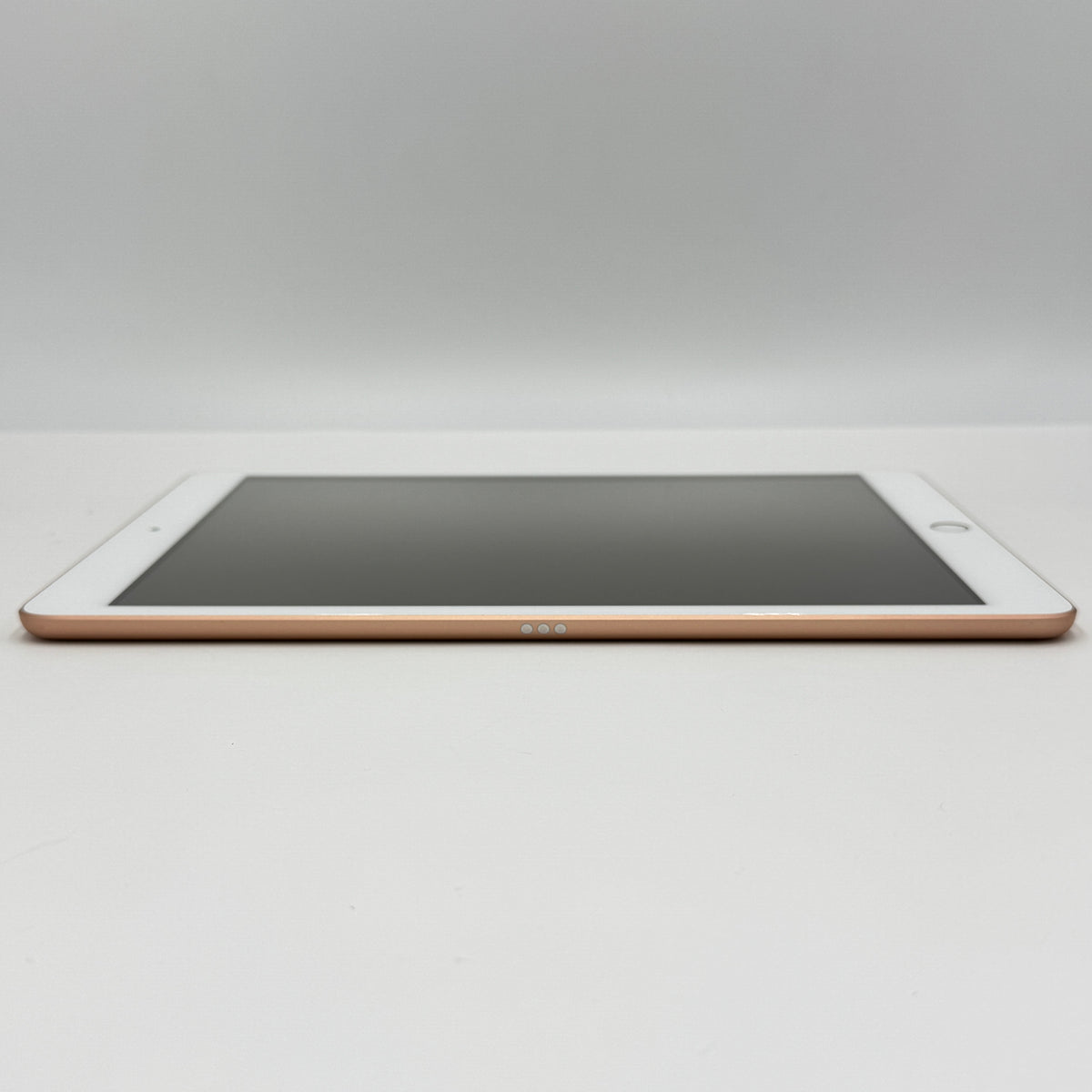 美品 iPad 第7世代 Wi-Fi 32GB MW762J/A ゴールド バッテリー最大容量85% 【C8969-60】