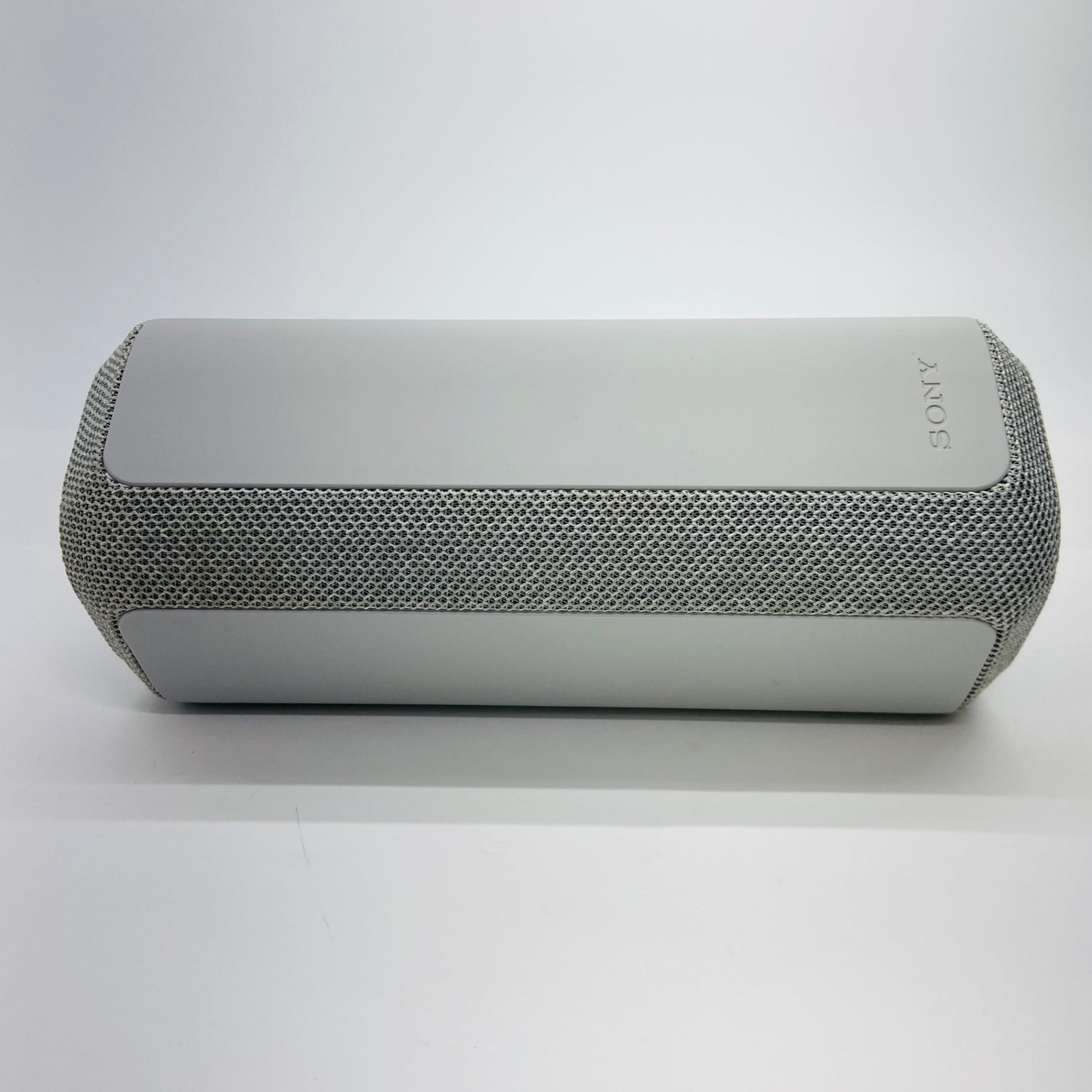 美品 SONY SRS-XE300 GRAY ワイヤレスポータブルスピーカー Bluetooth対応【C4089-80】