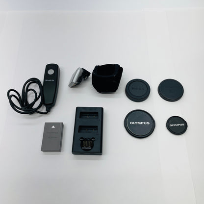 OLYMPUS PEN Lite E-PL7 ダブルズームキット【C4570-80】