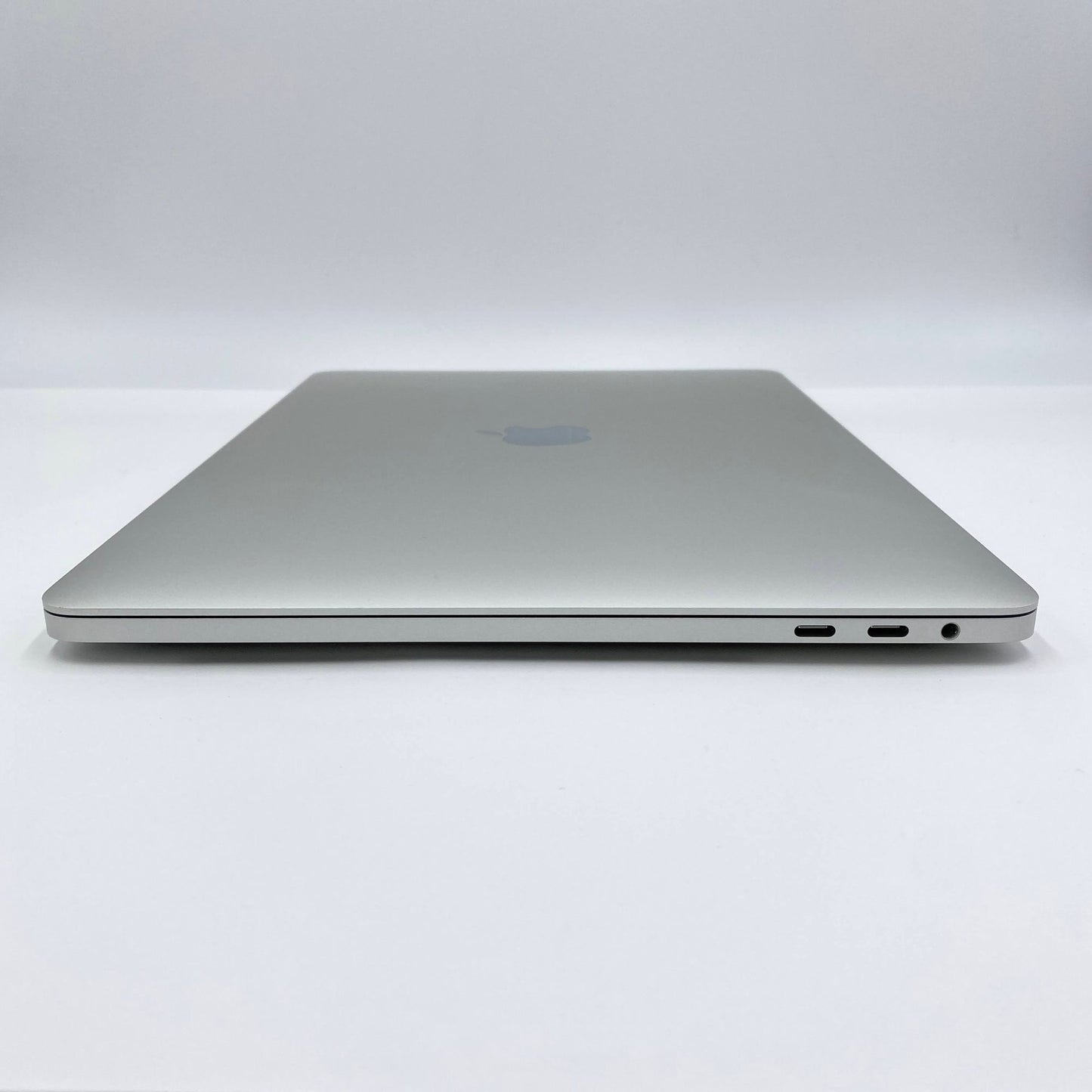 美品 Apple MacBook Pro 13インチ 2020 Thunderbolt 3ポートx4 クアッドコア i5 16GB SSD512GB MWP72J/A C3900 80サイズ発送