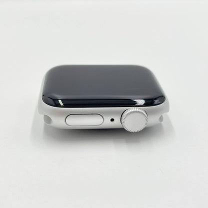 Apple Watch SE 第2世代 40mm GPS シルバーアルミニウムケース/ミラネーゼループ MRTT3J/A バッテリー最大容量93% 【C6751-C】