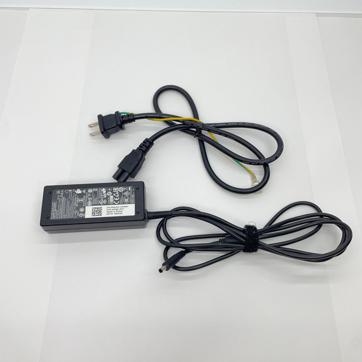 DELL Inspiron 7391 P114G i7 10510U 8GB SSD512GB Windows11 Home【C4665-80】