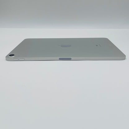 美品 iPad Air 第4世代 Wi-Fiモデル 64GB シルバー MYFN2J/A　【C4842-60】