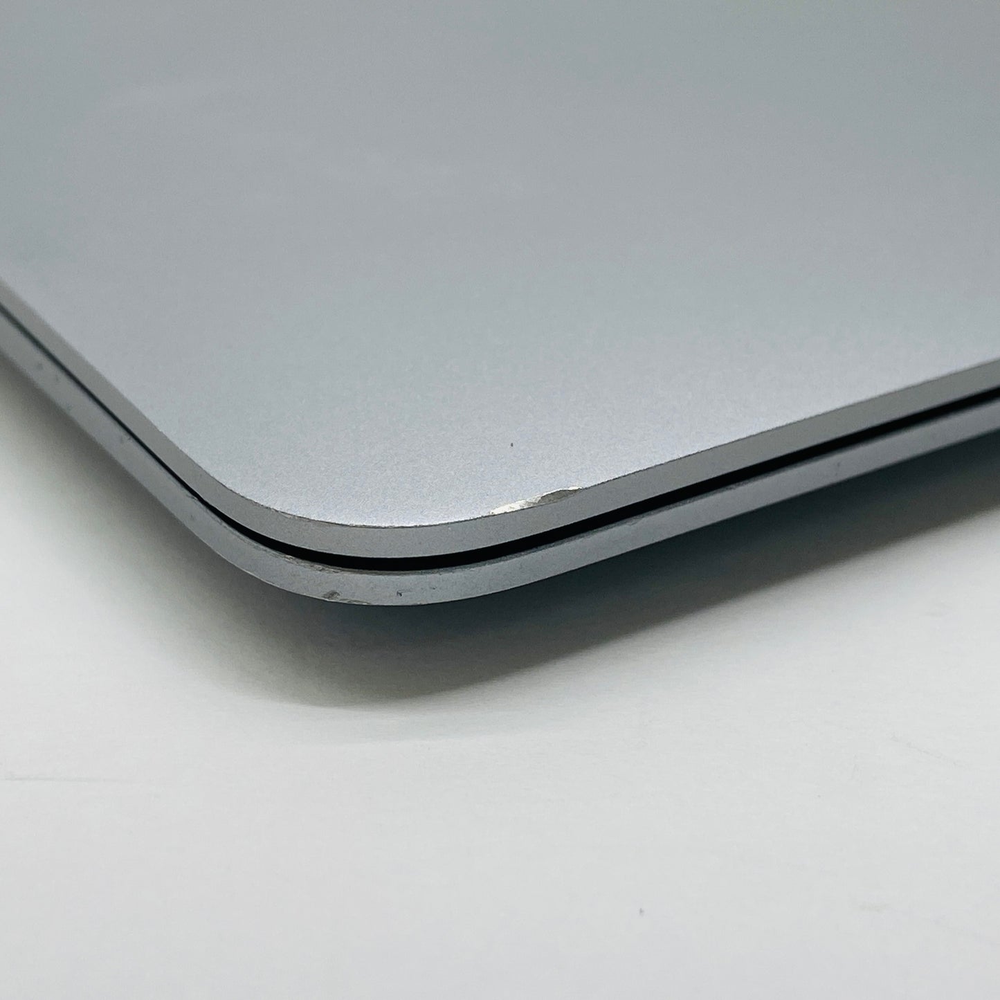 Apple MacBook Air Retina 13インチ (Late 2018) Core i5 1.6GHz 8GB SSD 128GB スペースグレイ MRE82J/A 【C4098-80】