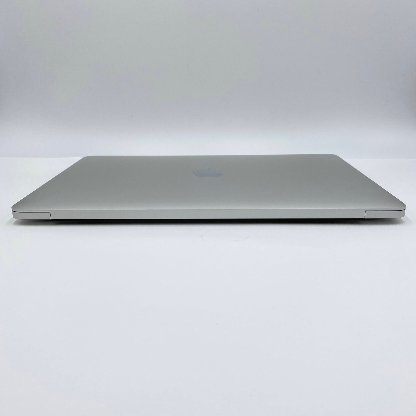 美品 Apple MacBook Pro 13インチ 2020 Thunderbolt 3ポートx4 クアッドコア i5 16GB SSD512GB MWP72J/A C3900 80サイズ発送