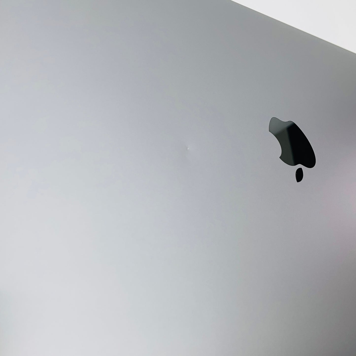 Apple MacBookAir 2020 13インチ Core i3  8GB 256GB 【C4565-80】