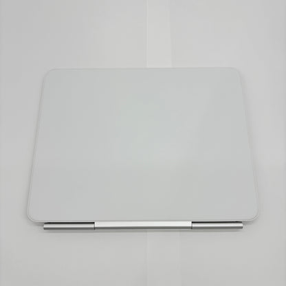 美品 Apple iPad Magic Keyboard 英語(US) ホワイト  iPad Pro 13インチ（M4/M5）対応 MWR43LL/A A2974 【C9271-80】