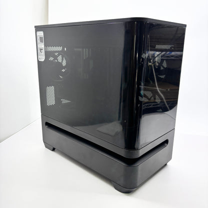 美品 自作PC ゲーミングPC Ryzen 7 9800X3D 8コア 32GB RX9060 XT 16GB SSD2TB 電源ユニット：NeoECO Gold NE850G M 【C8702-140】