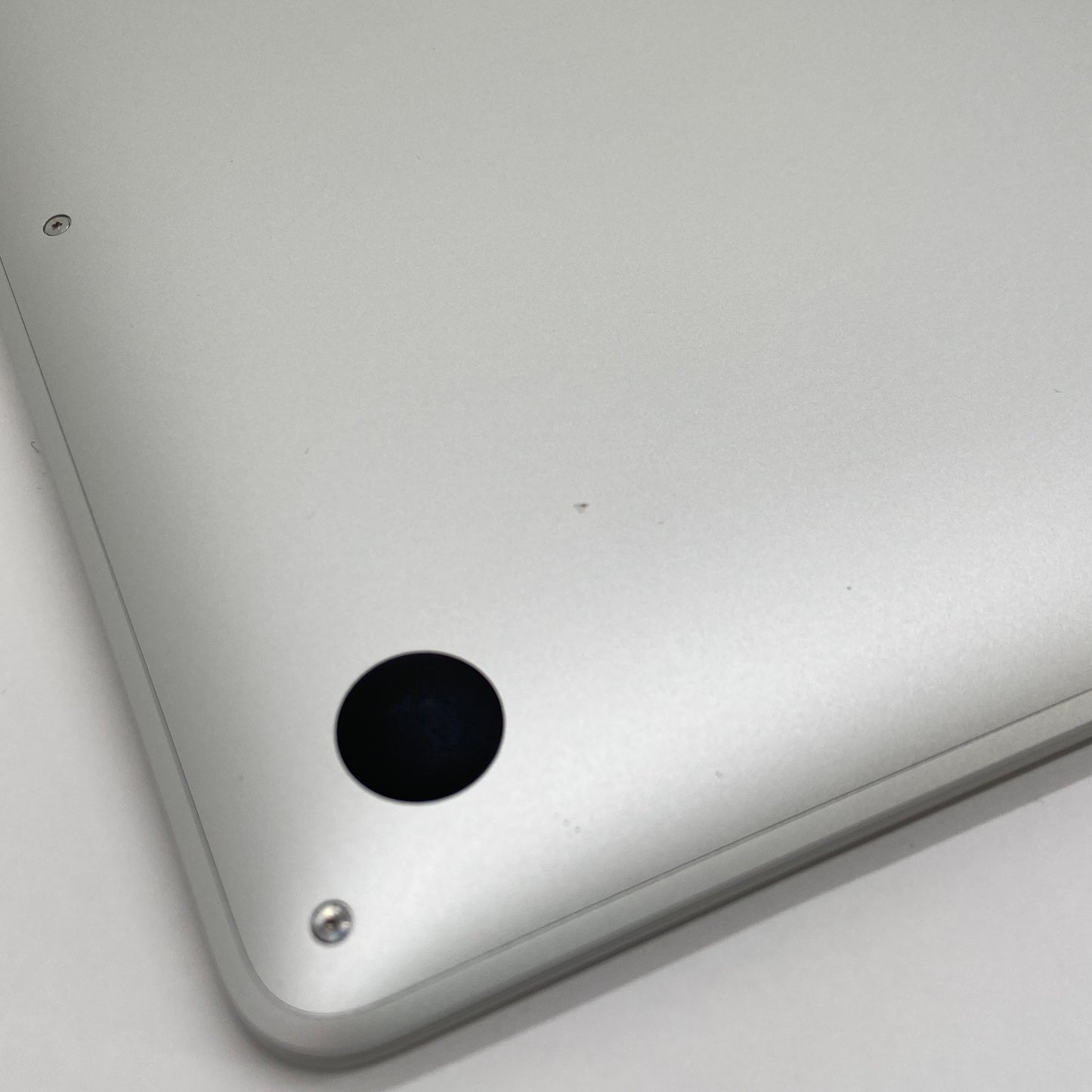 MacBook Air 2020 M1 8GB 256GB MGN93J/A シルバー バッテリー最大容量95%  【C6428-80】