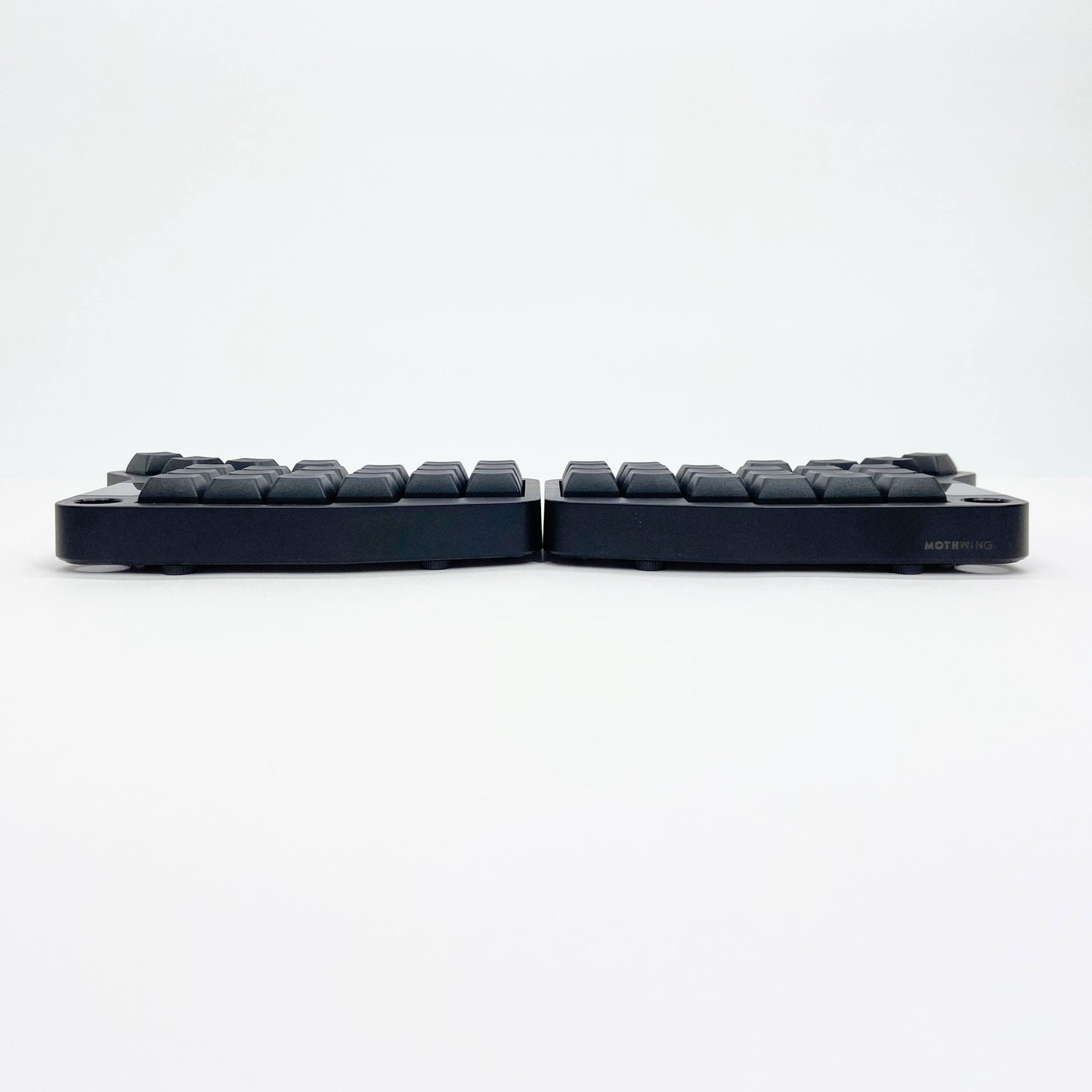MOTHWING エルゴノミクスキーボード 分割キーボード【C6130-80】