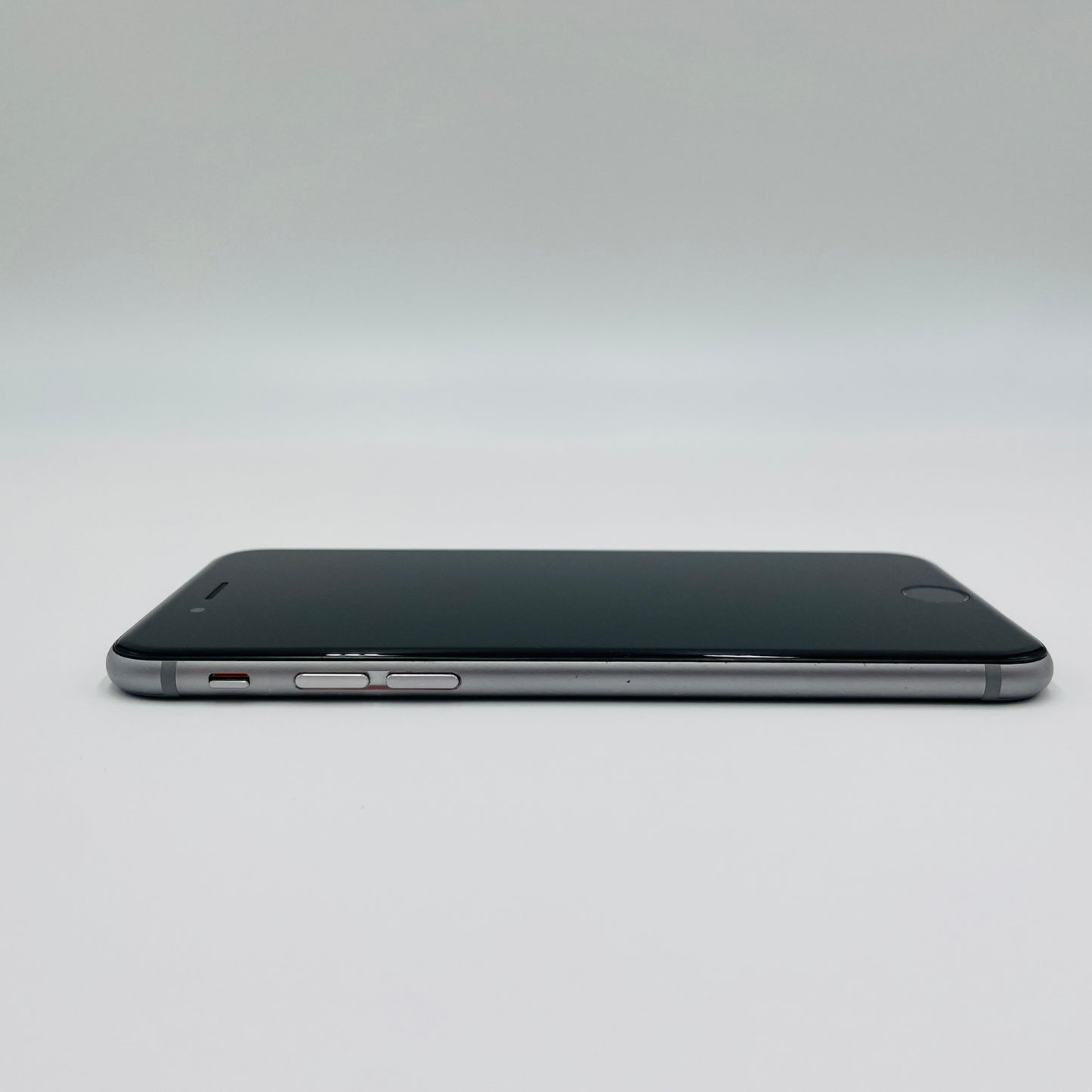 Apple iPhone 6 MG4F2J/A 64GB スペースグレイ docomo バッテリー最大容量86%　【C4650-C】