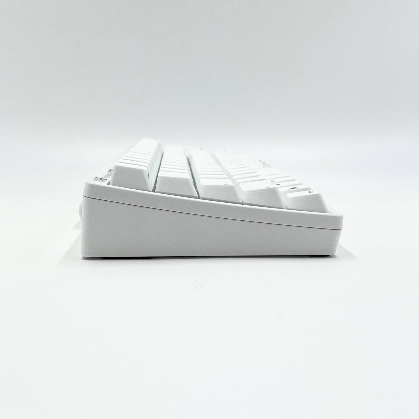 美品 PFU キーボード HHKB Professional HYBRID Type-S 日本語配列／雪 PD-KB820YSC	【C5798-60】