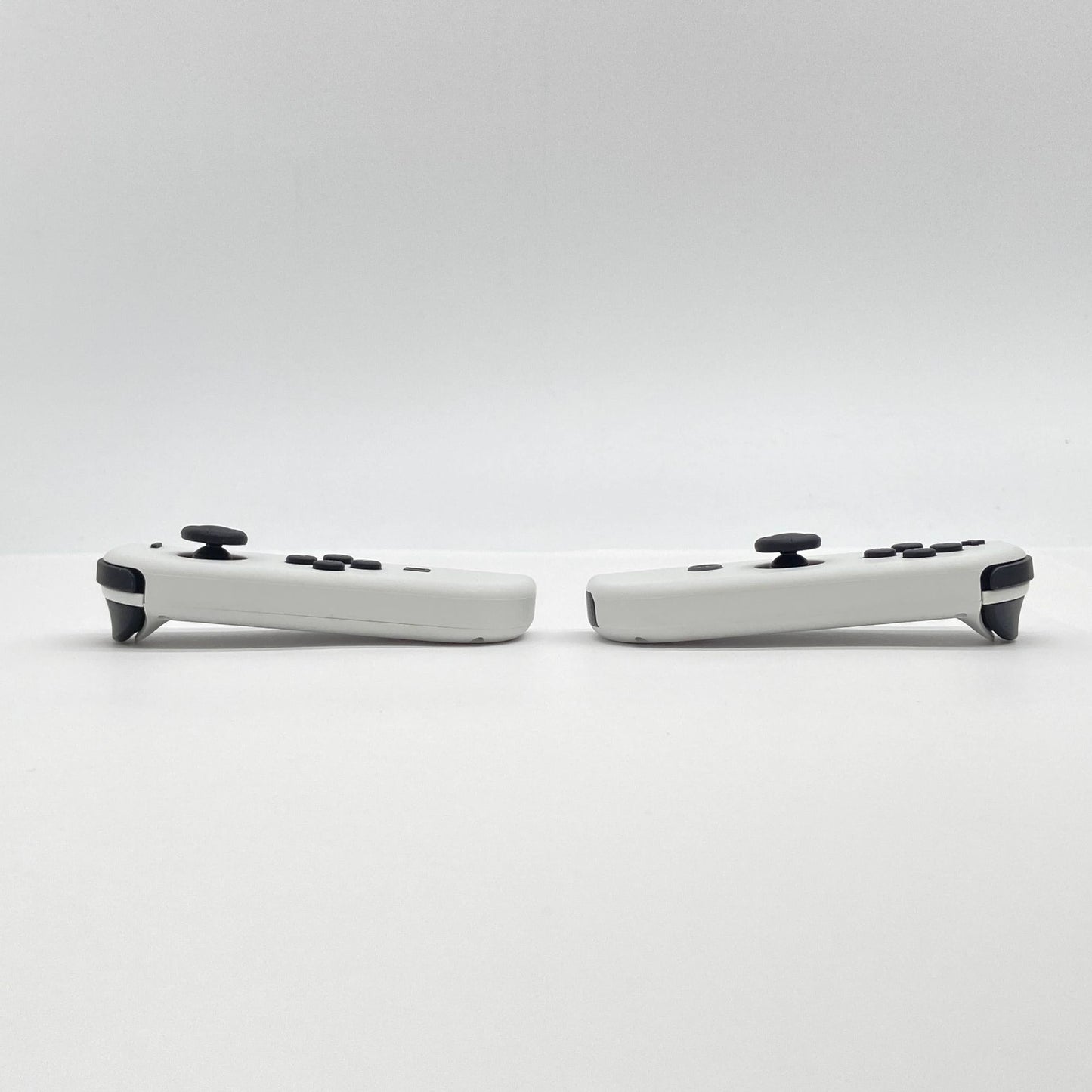 美品 Nintendo Switch 有機ELモデル 2021 [Joy-Con(L)/(R)ホワイト]  HEG-S-KAAAA 付属品完備【C6486-80】