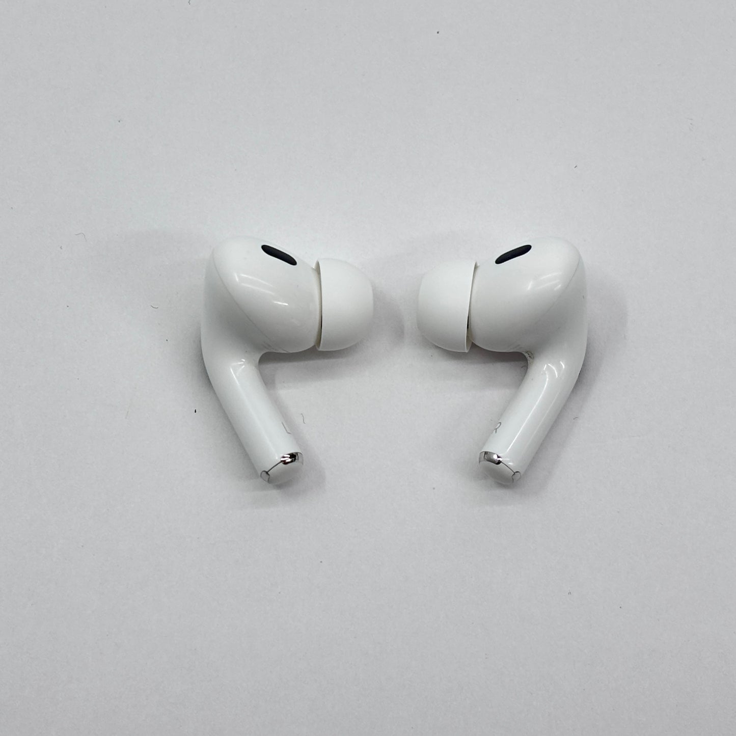 AirPods Pro 第2世代 MQD83J/A ワイヤレスイヤホン【C8373-60】