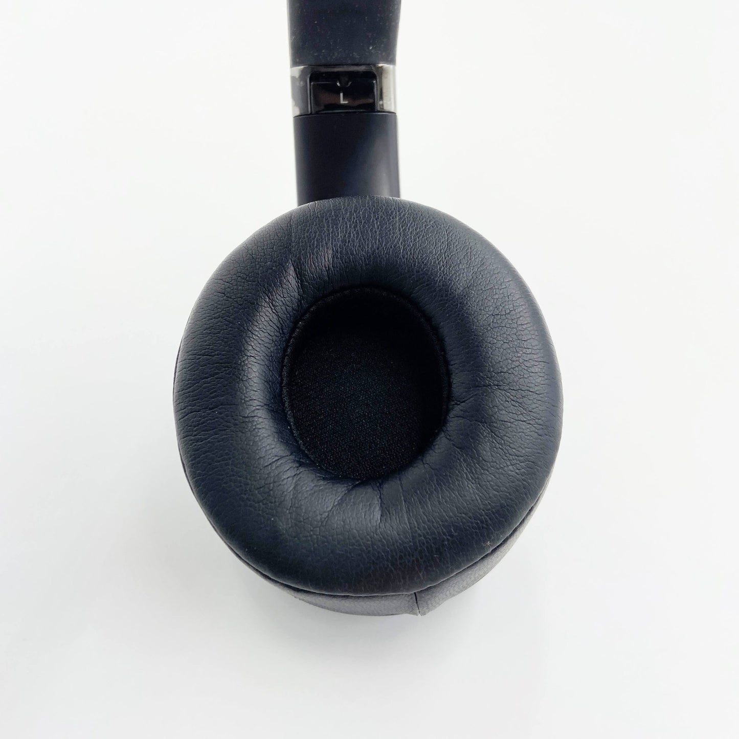 Beats Solo3 wireless A1796 ヘッドホン【C6361-60】