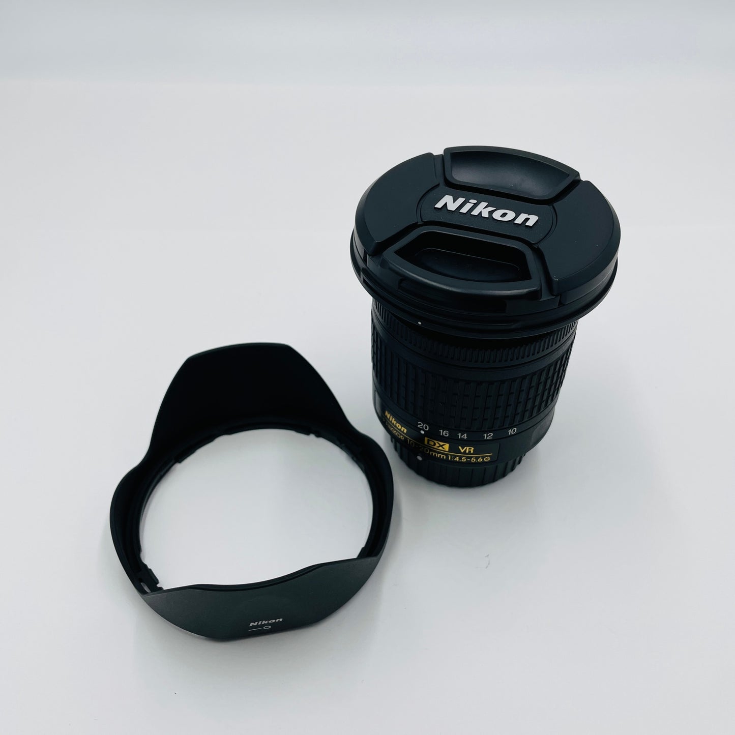 美品 Nikon ニコン AF-P DX NIKKOR 10-20mm f/4.5-5.6G VR 【C4028-60】