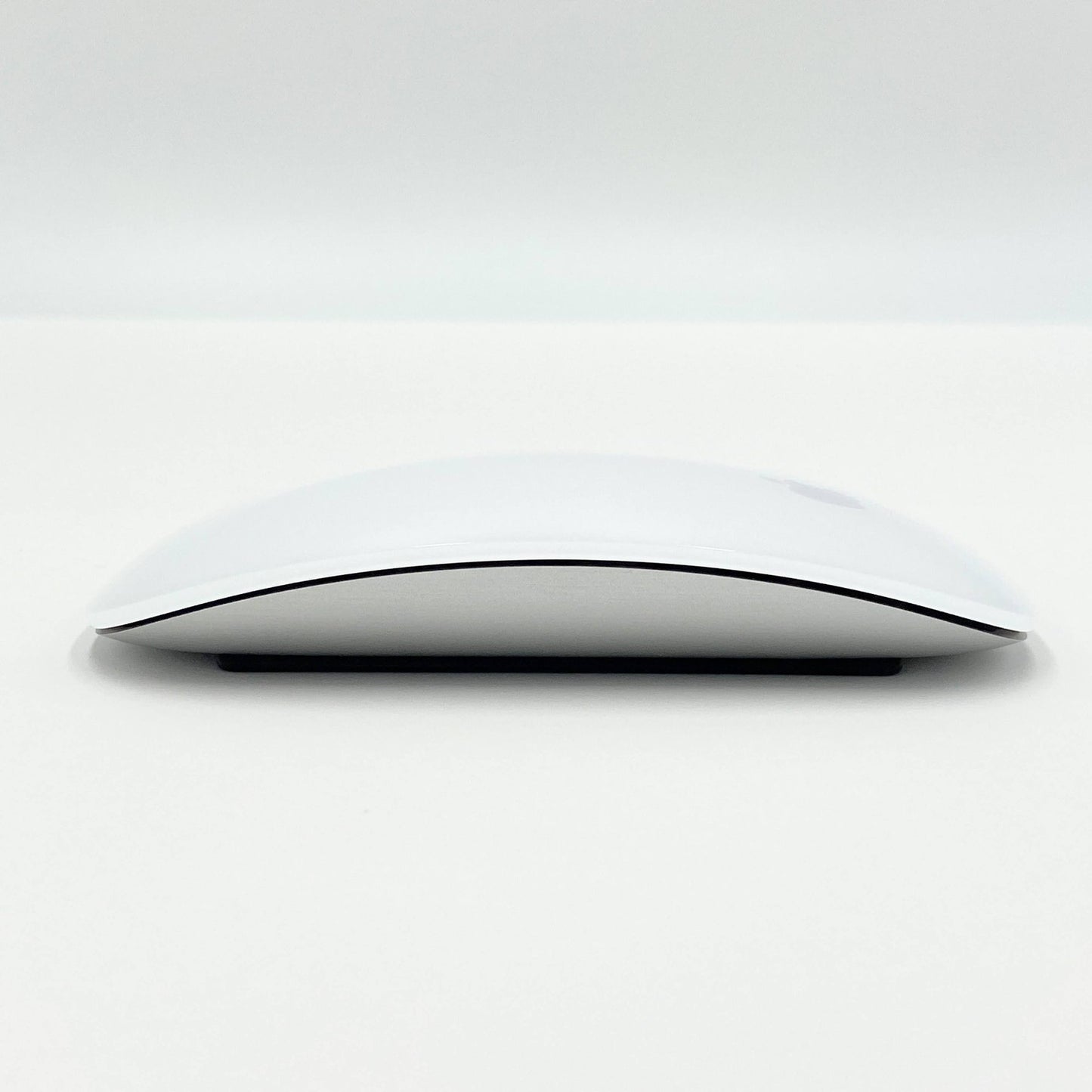 Apple Magic Mouse2 MLA02J/A 付属品完備 ワイヤレスマウス【C6378-60】