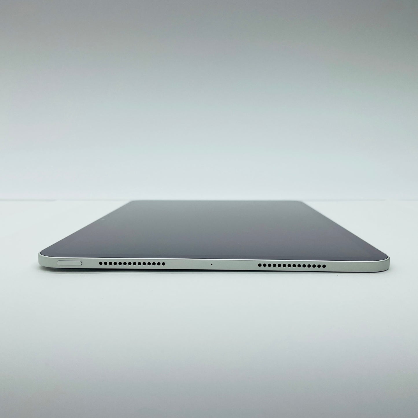 Apple iPad Pro M4 11インチ Wi-Fi 256GB スペースブラック MVV83J/A バッテリー最大容量97%【C4653-60】