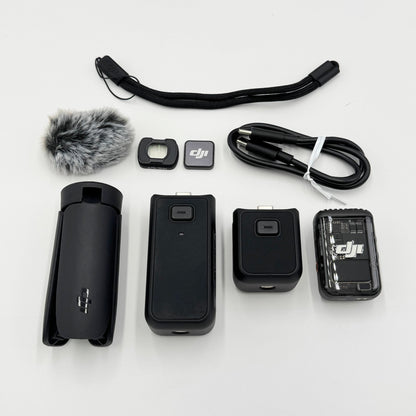 美品 DJI Osmo Pocket 3 ジンバルカメラ おまけ付き【C6183-60】