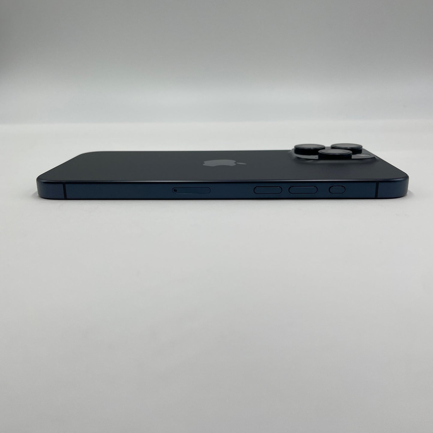 美品 iPhone15 Pro Max 256GB ブルーチタニウム MU6T3J/A バッテリー最大容量86%  【C5025-C】